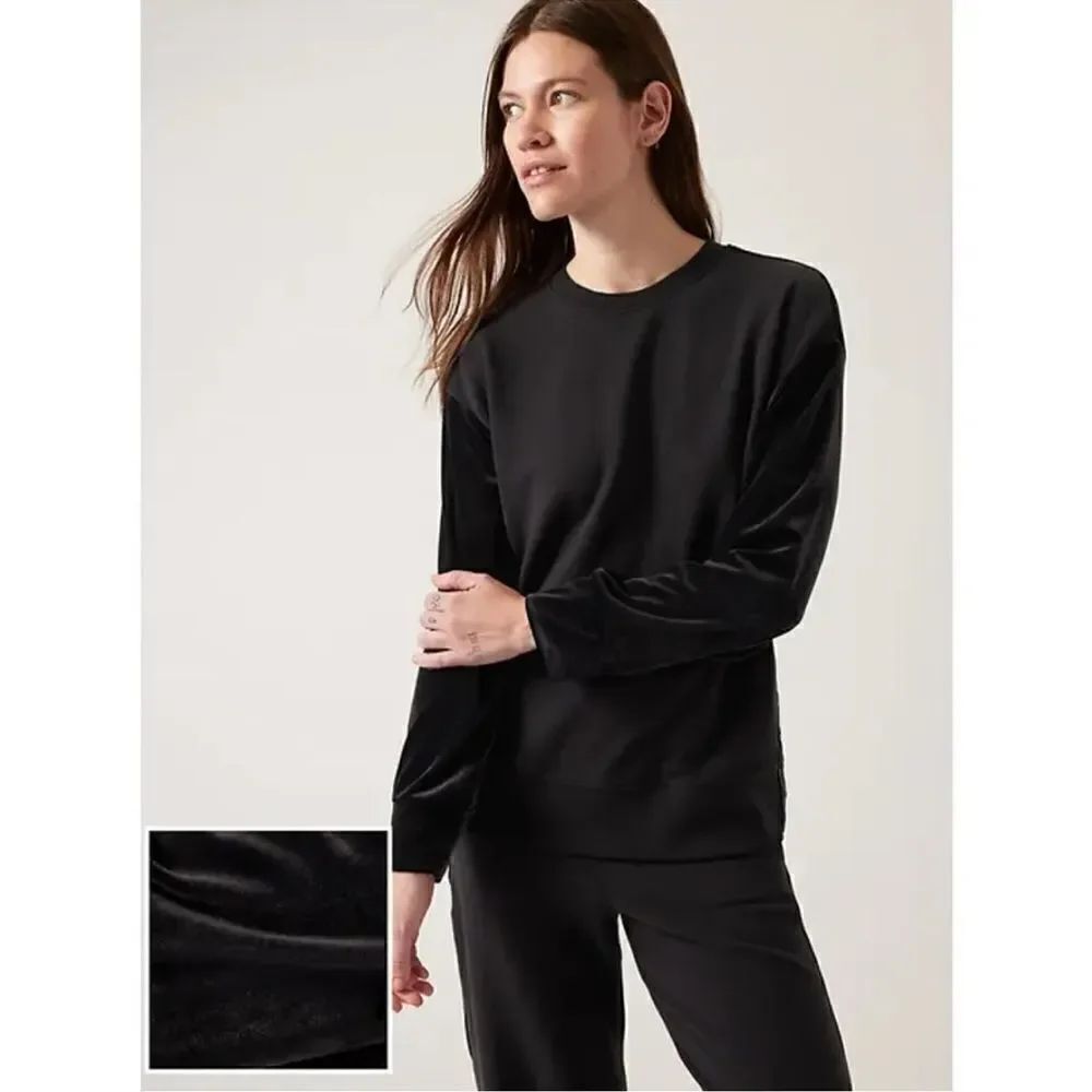 NWT New ATHLETA Retroplush Velvet Crewneck Sweatshirt Black Medium